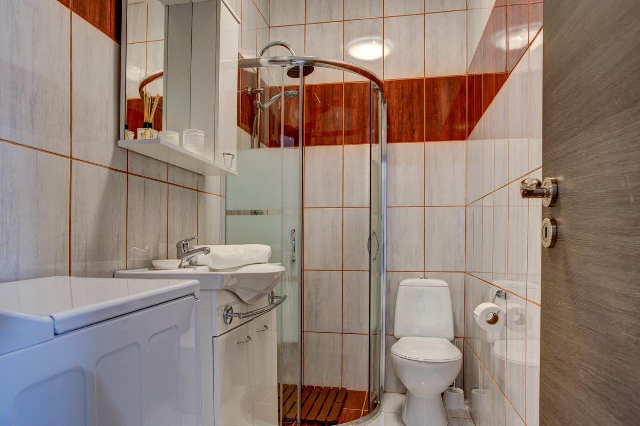 Apartment Laura With Terrace Vodnjan Luaran gambar